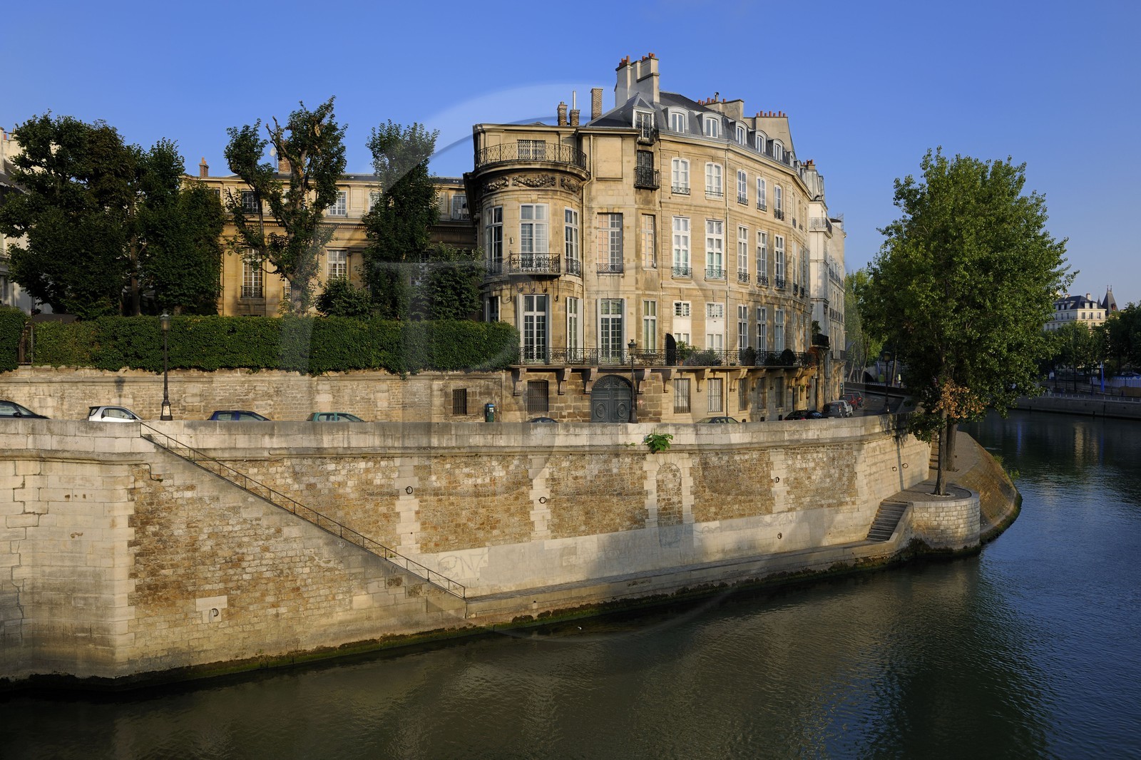 France, Paris (75), les rives de la Seine classées Patrimoine Mondial de l'UNESCO, île Saint Louis, l'hôtel particulier Lambert au 1 quai d'Anjou