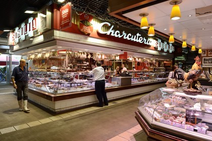 France, Rhône (69), Lyon, cours Lafayette, les Halles Paul Bocuse, la charcuterie Sibilia