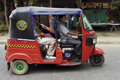 Nicaragua, Masaya, Catarina, moto-taxi appelés Caponeras
