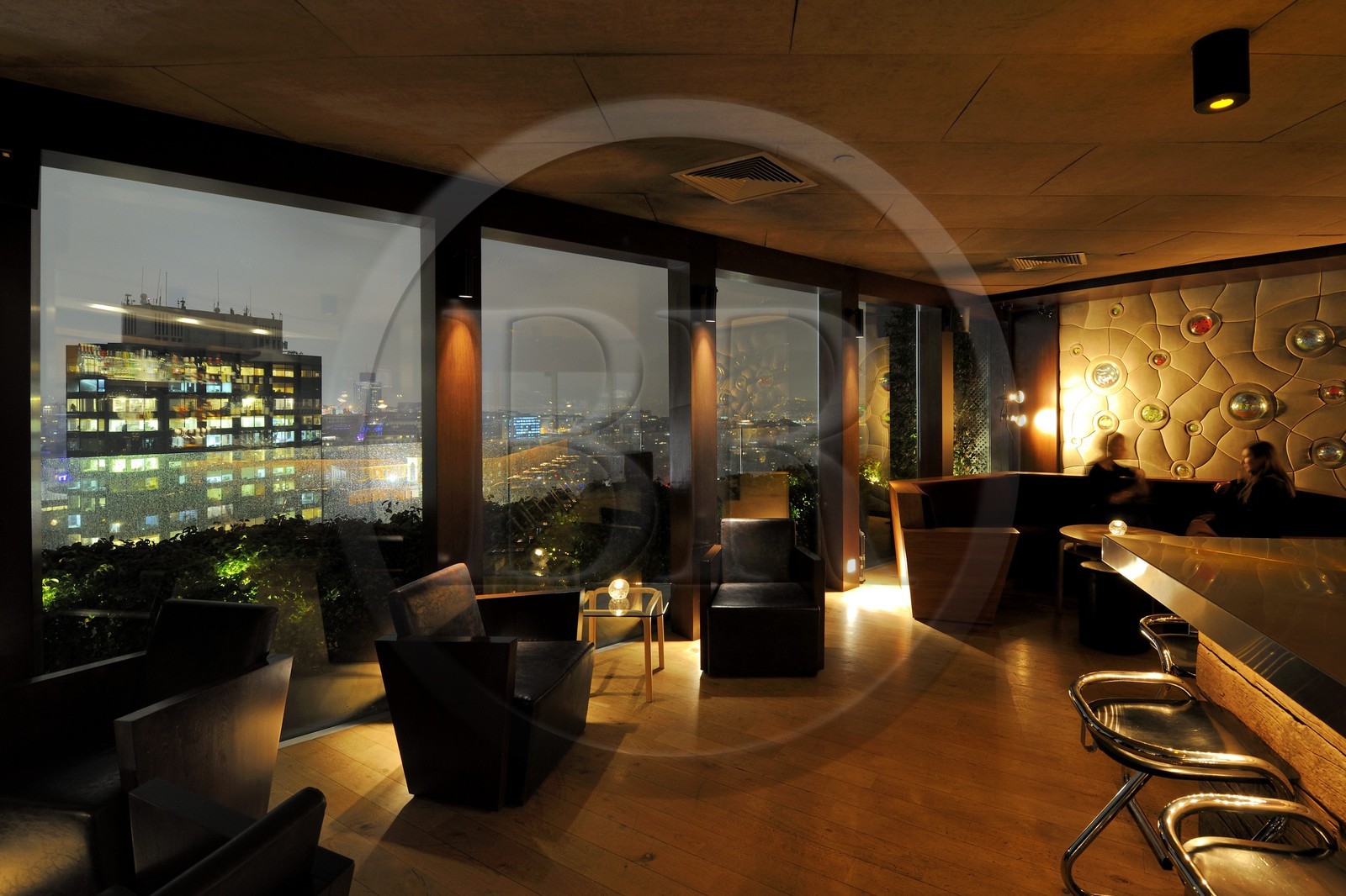 Turquie, Istanbul, quartier de Beyoglu, bar du restaurant du Marmara Pera Hotel