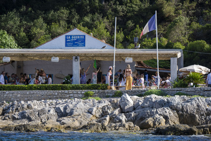 France, Alpes-Maritimes (06), Cannes, Iles de Lérins, Ile Sainte-Marguerite, restaurant la Guérite chez Bruno en dessous du Fort Royal