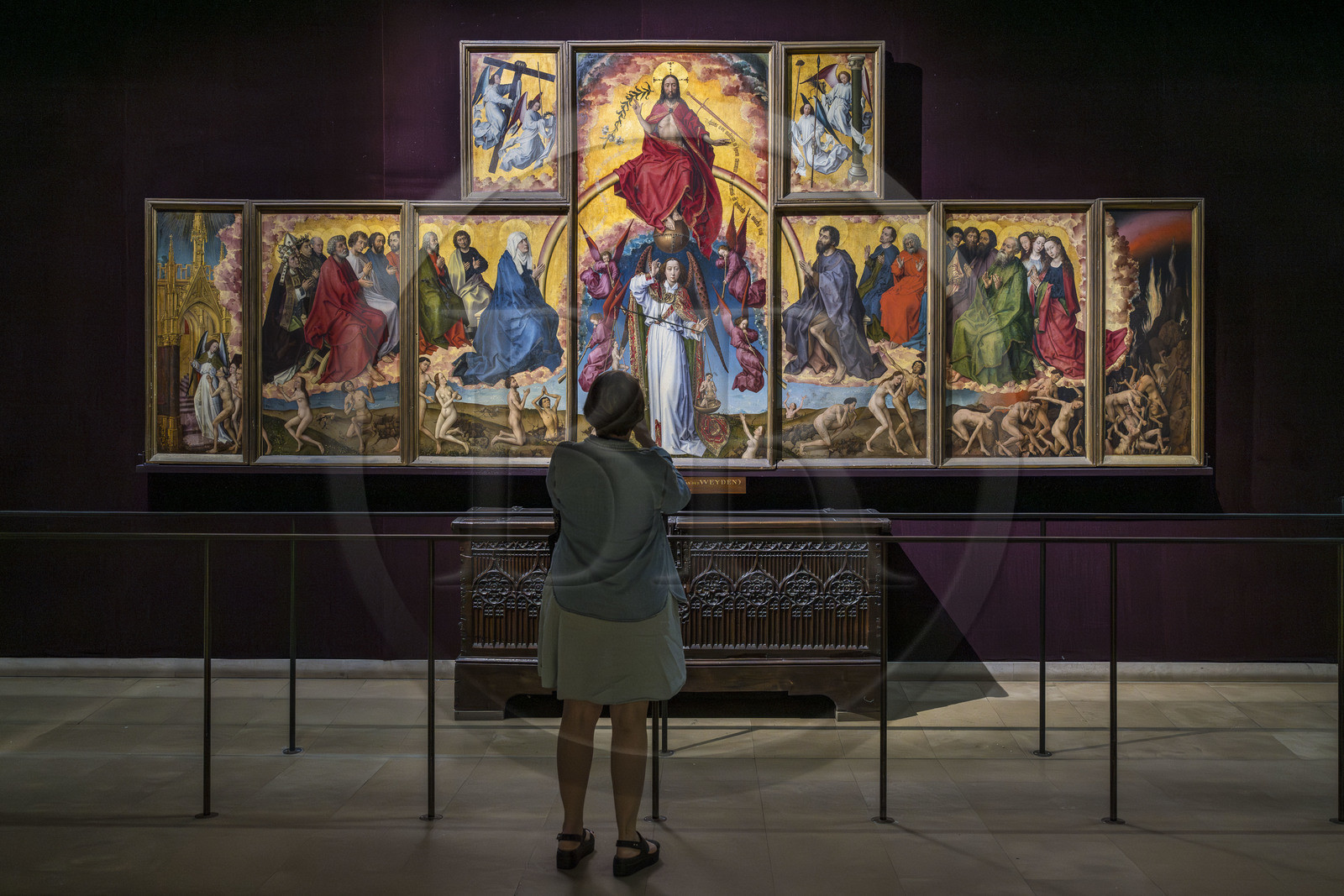 France, Côte-d'Or (21), Beaune, zone classée Patrimoine Mondial de l'UNESCO, Hospices de Beaune, l'Hôtel-Dieu, salle du Polyptyque, polyptyque du Jugement Dernier (ouvert) de Rogier Van Der Weyden, oeuvre réalisée au XVe siècle