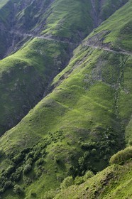 Géorgie, Kakheti, region de Touchétie, la très spectaculaire piste qui relie Telavi à Omalo en passant par le Col d'Abano à 2826 mètres
