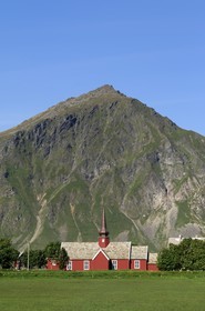 Norvège, Nordland, Iles Lofoten, ile de Flakstadoy, église en bois de Flakstad