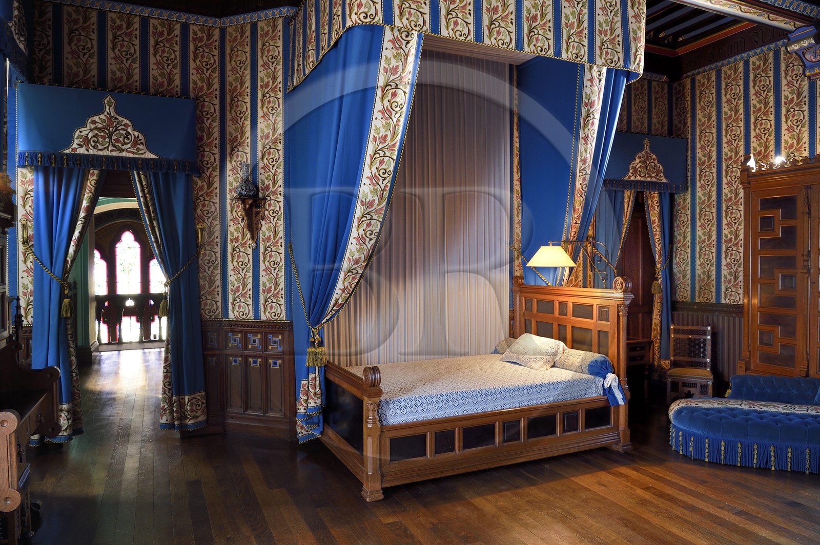 France, Pyrénées-Atlantiques (64), la côte du Pays-Basque, Hendaye, chateau d'Abbadia construit en 1870 par Eugène Viollet-le-Duc pour Antoine d'Abbadie d'Arrast, chambre de Virginie