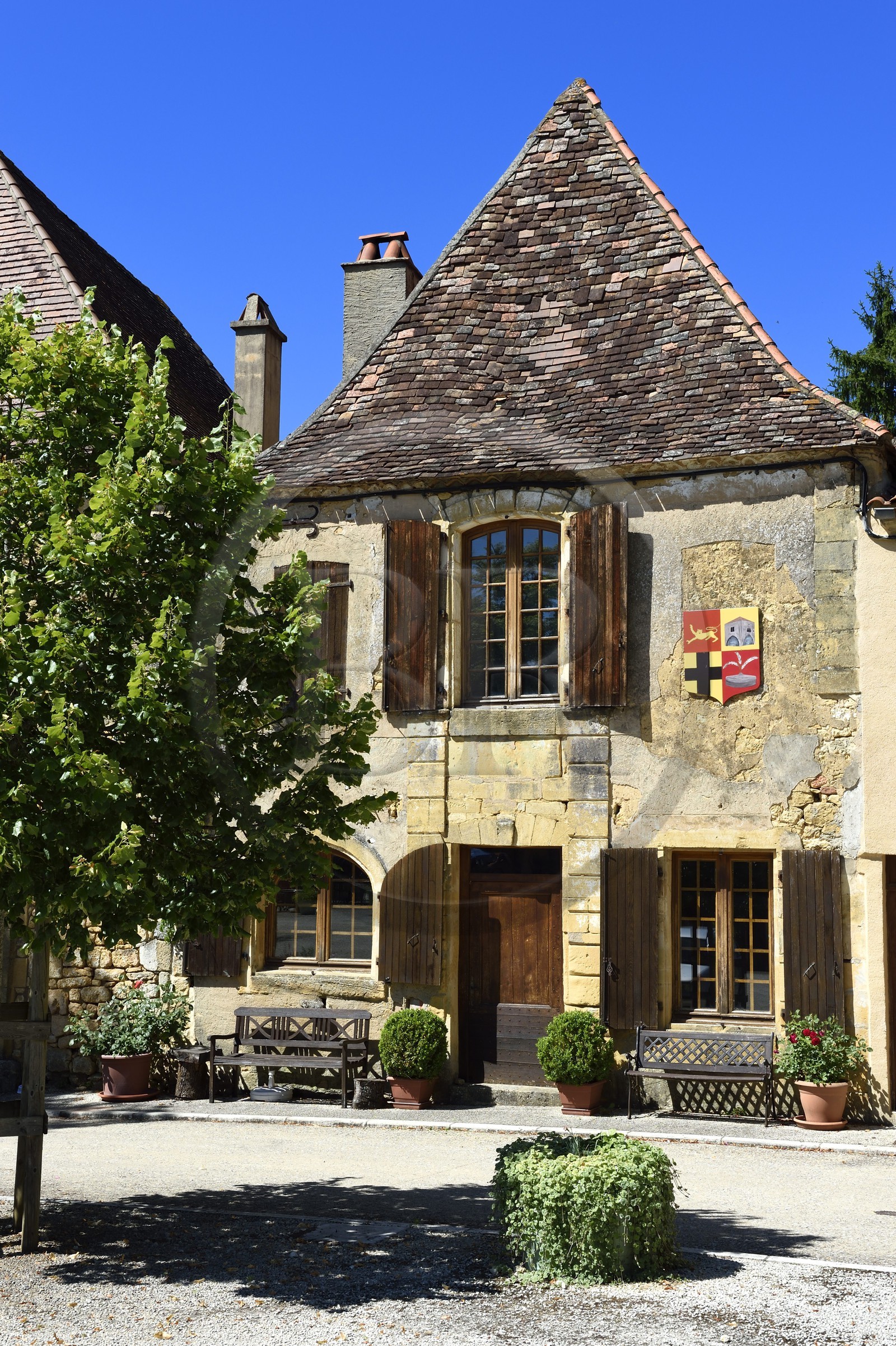 France, Dordogne (24), Périgord Pourpre, la Bastide de Molières, place de la bastide