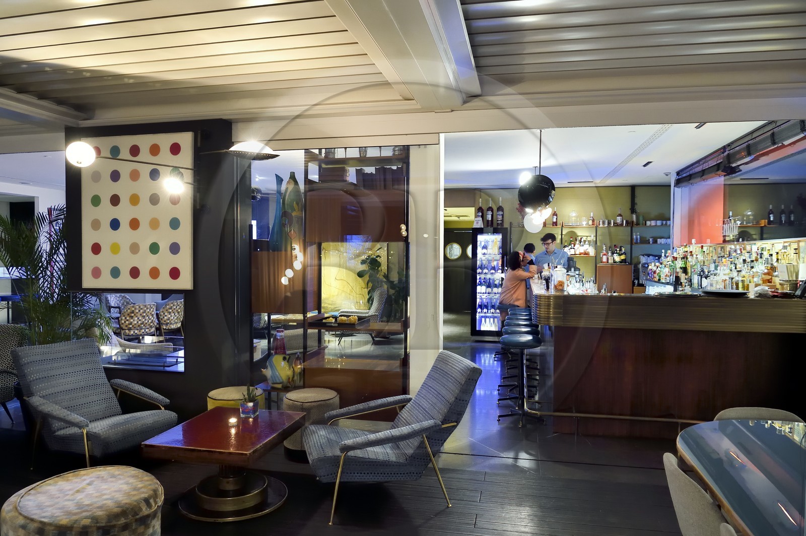 Italie, Lombardie, Milan, Quadrilatère de la Mode (Quadrilatero della moda), le bar Terrazza 12 dans l'immeuble Brian & Barry