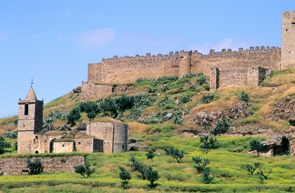 Espagne, Estrémadure, Medellin (ville natale de Cortes) château dominant la ville