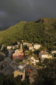 France, Haute-Corse (2B), Cap Corse, Nonza, l'église Sainte-Julie datant du XIVe siècle