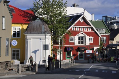 Islande, Reykjavik, restaurant dans la rue Adalstraeti dans le centre ville