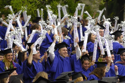 Etats-Unis, New York, Manhattan, la remise de diplomes (graduations) de New York University (NYU) à Washington square