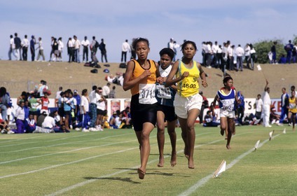 Afrique du Sud, péninsule du Cap, compétition d'athlétisme inter-lycées dans un township près de la ville du Cap