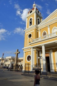 Nicaragua, Granada, parque Central (Parque Colon), la cathédrale