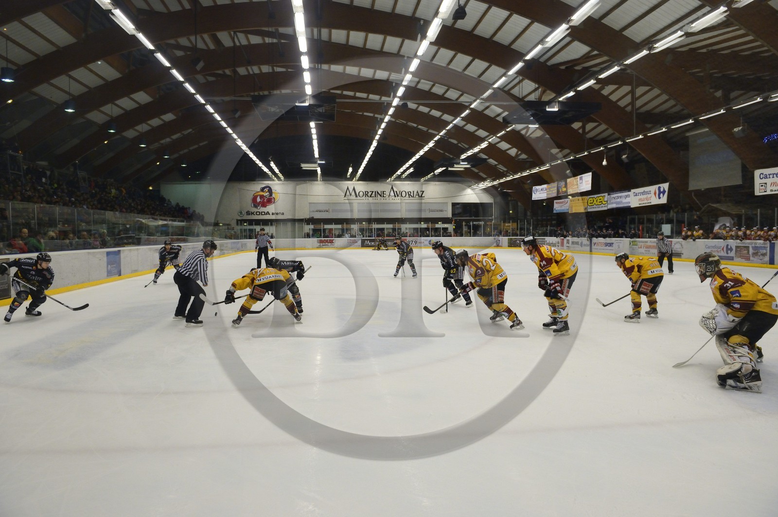 France, Haute-Savoie (74), Morzine, match de hockey sur glace du Hockey Club Morzine-Avoriaz appelé les Pingouins