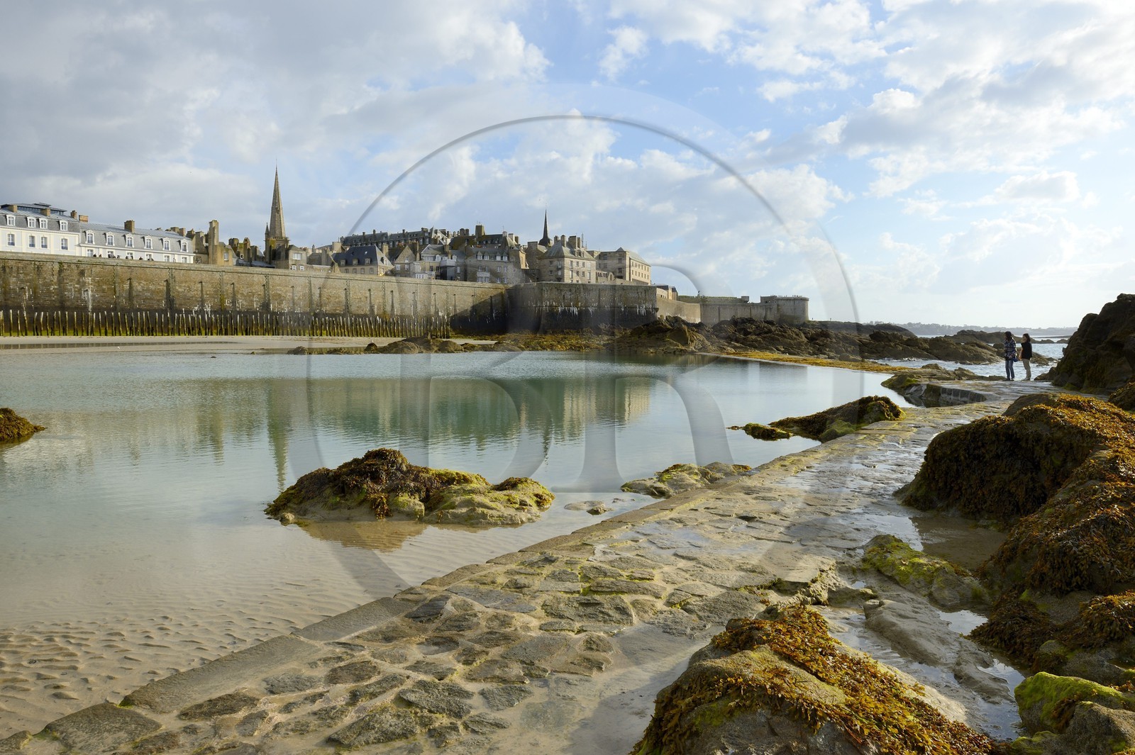 France, Ille-et-Vilaine (35), côte d'émeraude, les remparts nord de Saint-Malo
