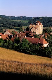 France, Corrèze (19), Curemonte, labellisé Les Plus Beaux Villages de France, le château et le village