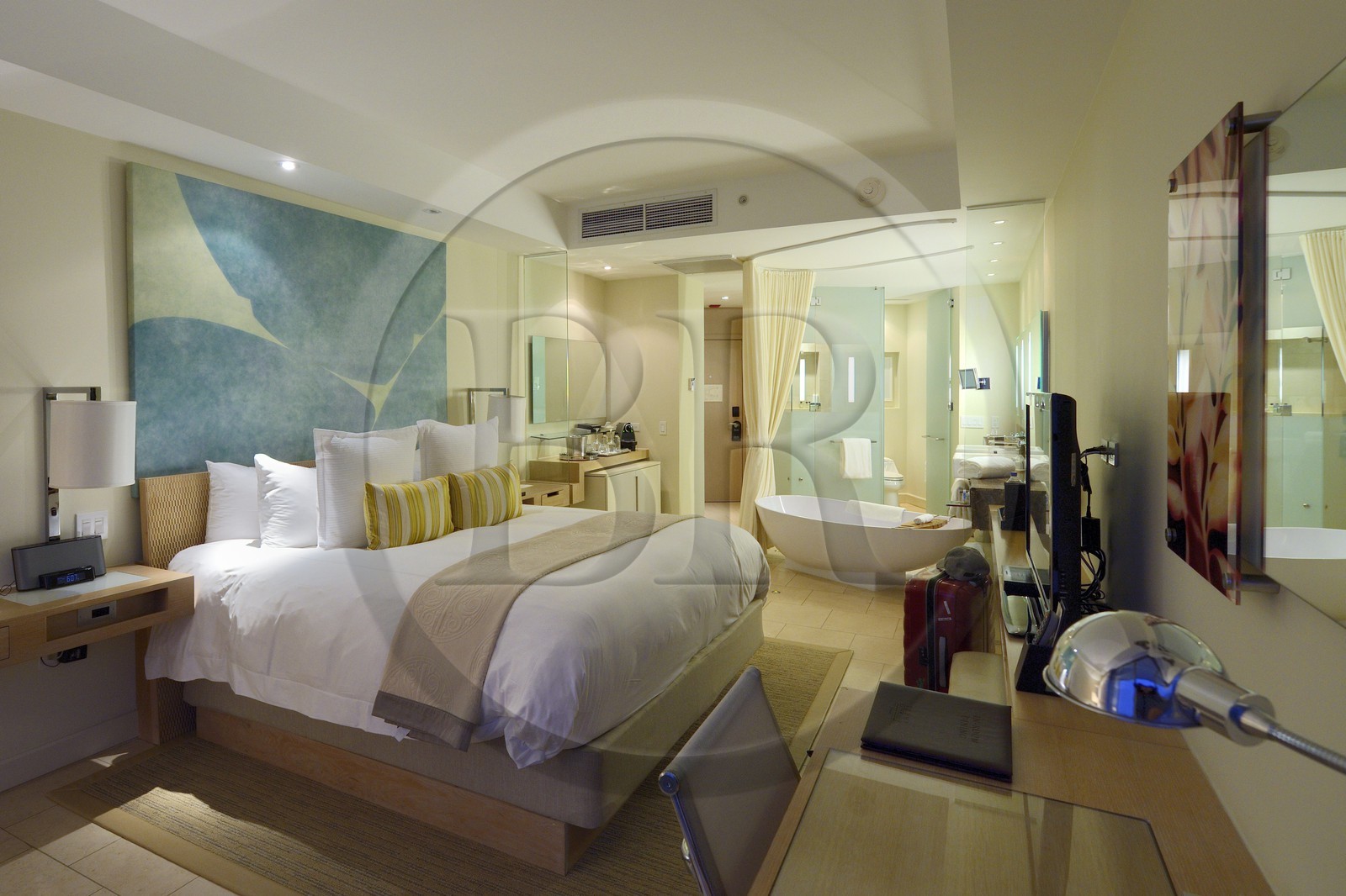 Panama, Panama City, Punta Colon, Hotel et tour Trump Ocean Club International, une chambre standart de l'hotel