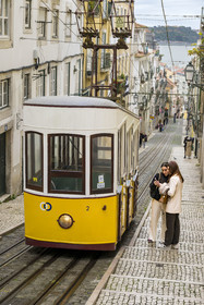 Portugal, Lisbonne, quartier du Bairro Alto, le funiculaire de Bica, reliant le quartier de Bairro Alto aux rives du Tage