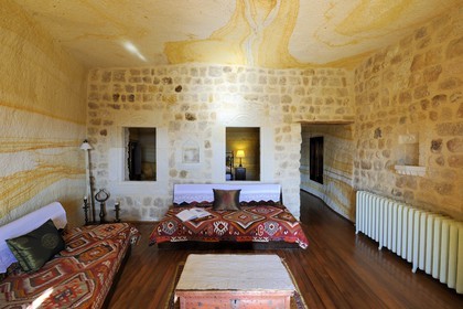 Turquie, Anatolie Centrale, province de Nevsehir, Cappadoce classée Patrimoine Mondial de l'UNESCO, Ürgüp, hôtel de luxe Yunak Evleri dans les anciennes maisons troglodytiques