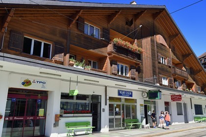 Suisse, canton de Vaud, Villars-sur-Ollon, la gare