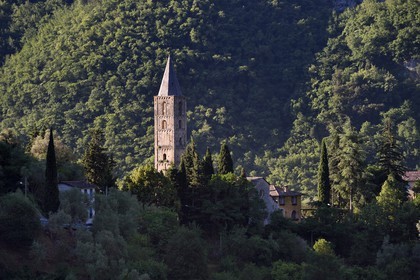 France, Alpes-Maritimes (06), vallée de la Roya (arrière-pays niçois), au pied du parc national du Mercantour, Saorge, ancienne église Notre Dame plus connue aujourd'hui sous le nom de Madone del Poggio