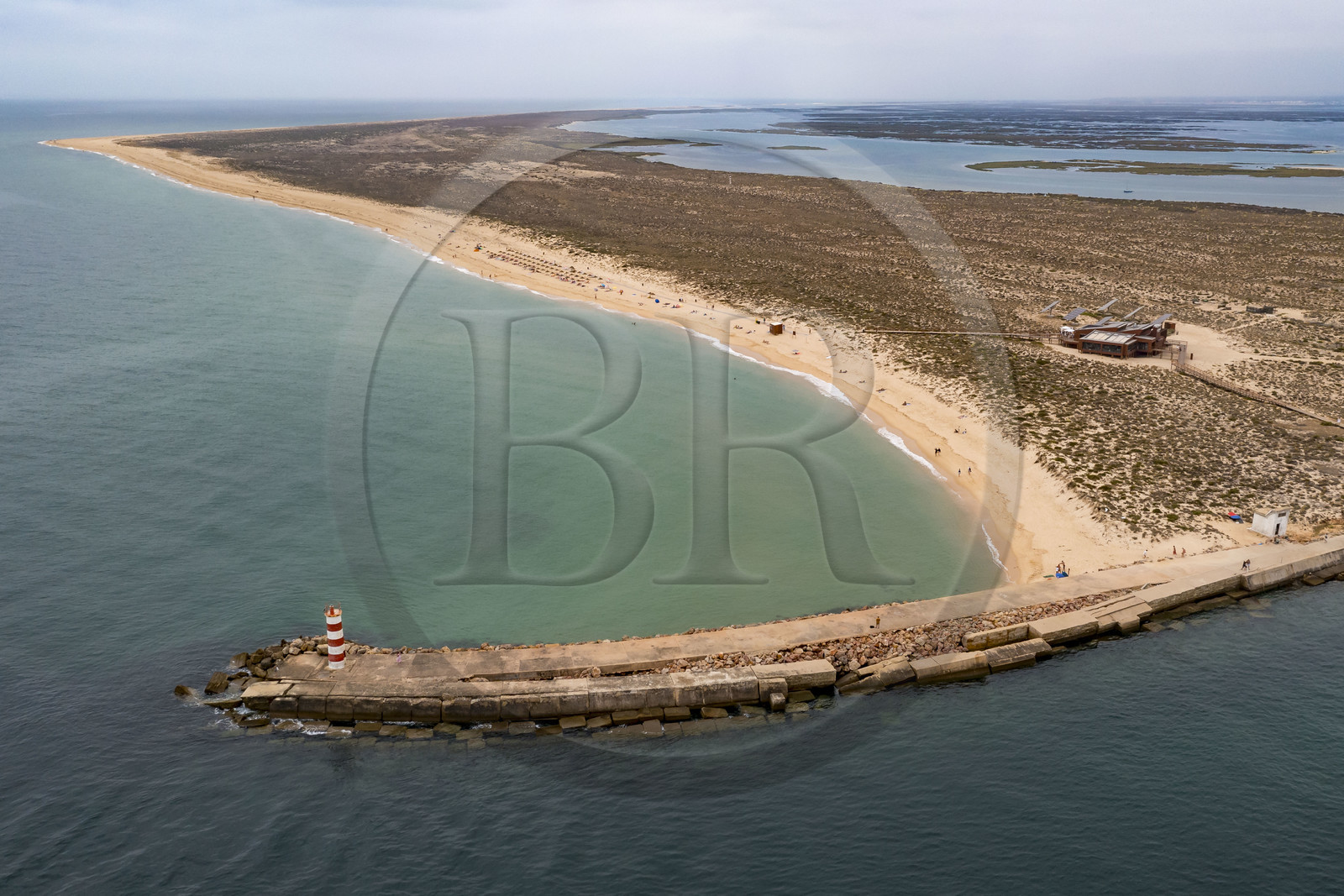 Portugal, Algarve, Parc naturel de la Ria Formosa, Faro, Ile de Barreta ou Deserta (Ilha da Barretta ou Deserta)(vue aérienne)