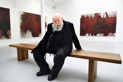 France, Paris (75), Galerie RX, Hermann Nitsch, artiste contemporain autrichien, cofondateur du mouvement Wiener Aktionismus (Actionnisme viennois)