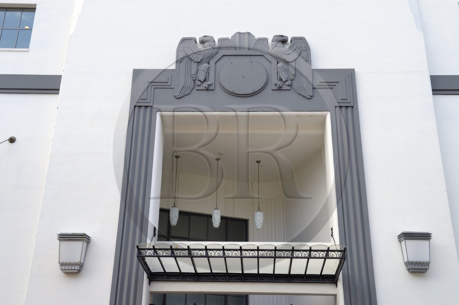 Panama, Panama City, district historique classé Patrimoine Mondial de l'UNESCO, quartier de Casco Antiguo (Viejo), batiment art Deco d'une ancienne banque devenue aujourd'hui partie de l'American Trade Hotel dans l'avenida Central