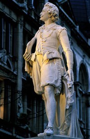 Belgique, Flandre, Anvers (Antwerpen), statue de Van Dyck