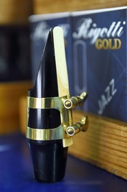 France, Var (83), Presqu'Ile de Saint-Tropez, Cogolin, Daniel Rigotti, fabricant de anches pour saxophones, clarinettes ou encore hautbois