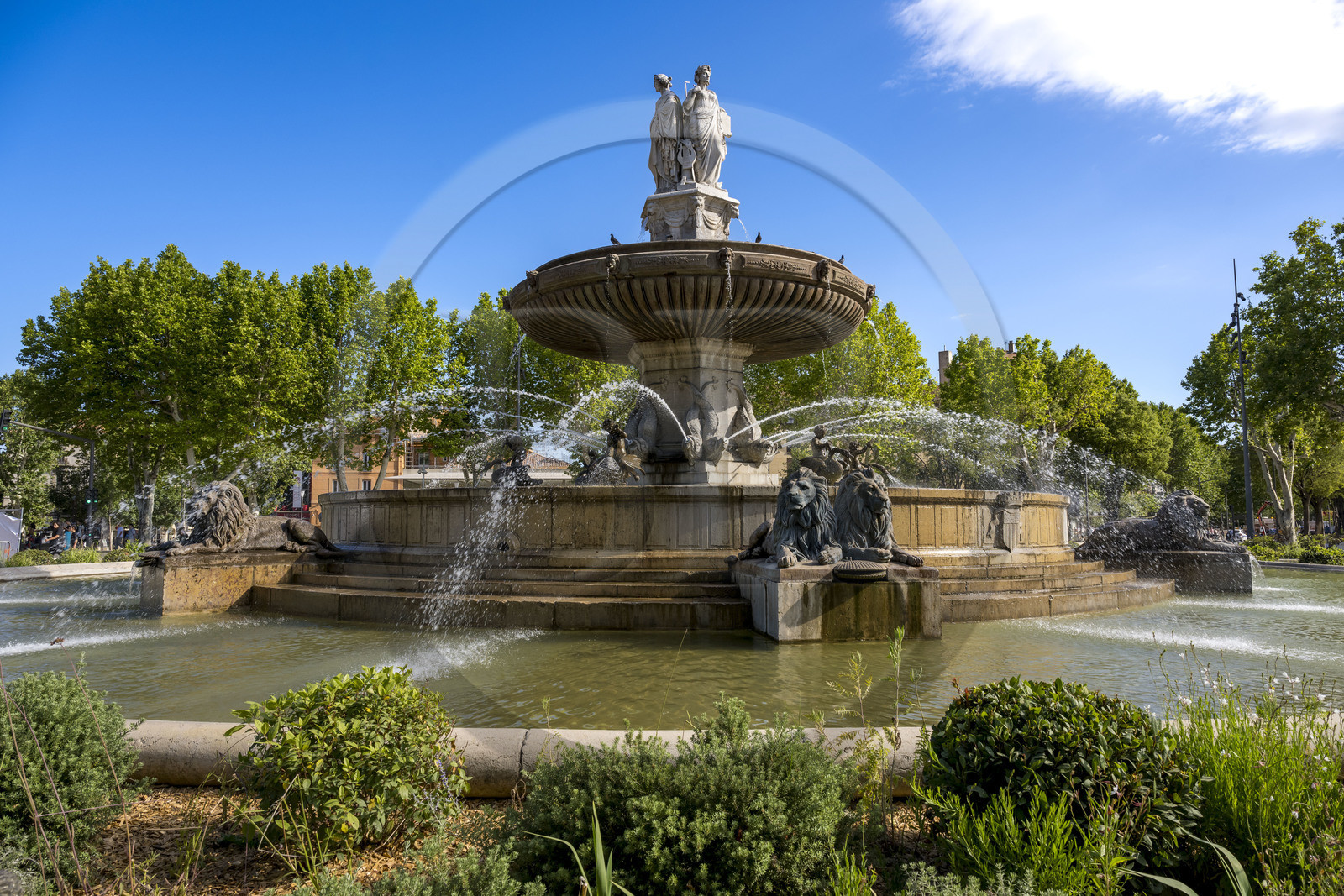 France, Bouches-du-Rhône (13), Aix en Provence, place de la Rotonde, fontaine de la Rotonde