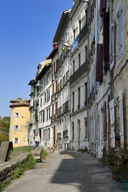 France, Pyrénées-Atlantiques (64), Pays-Basque, Bayonne, la tour vieille-Boucherie boulevard du Rempart Lachepaillet