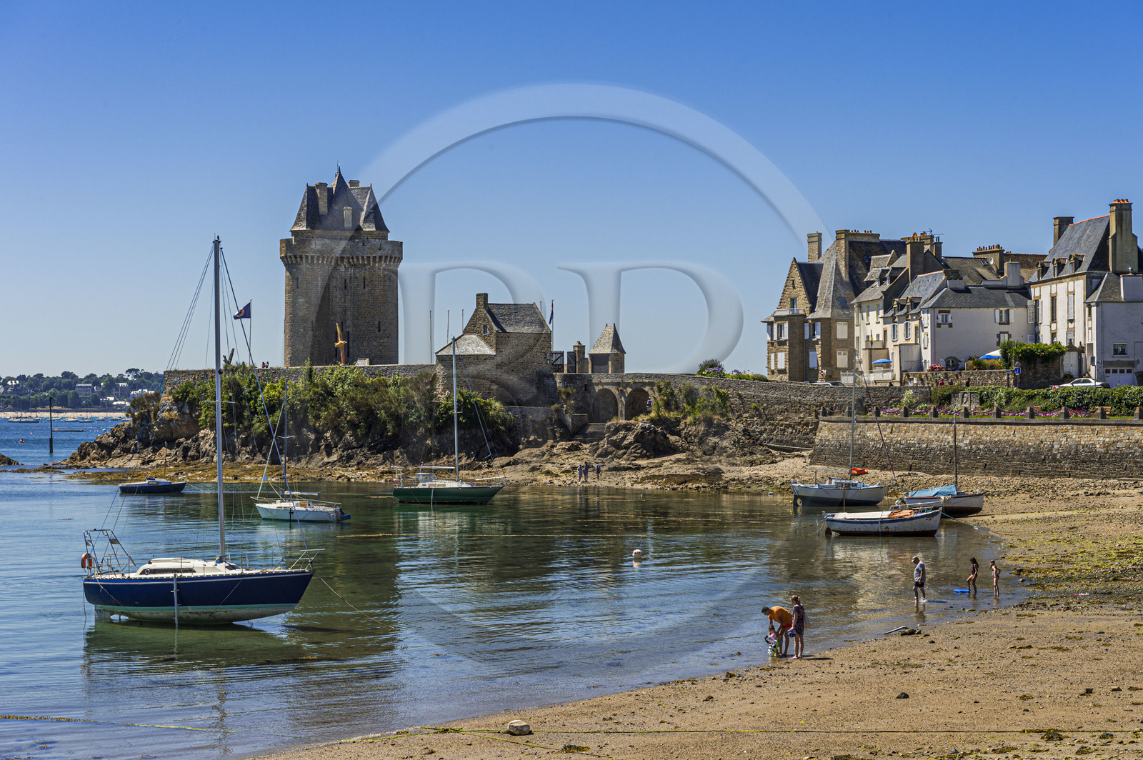 France, Ille-et-Vilaine (35), Côte d'Emeraude, Saint-Malo, quartier Saint-Servan, le port et la Tour Solidor construite en 1382, musée international du Long-Cours Cap-Hornier