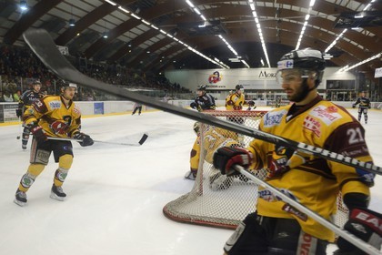 France, Haute-Savoie (74), Morzine, match de hockey sur glace du Hockey Club Morzine-Avoriaz appelé les Pingouins