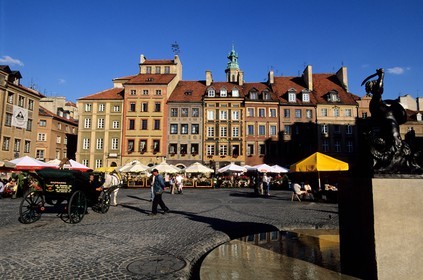 Pologne, Varsovie, la place du marché dans la vieille ville classé Patrimoine Mondial de l' UNESCO