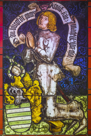 France, Bas-Rhin (67), Parc naturel régional des Vosges du Nord, Lembach, chateau de Fleckenstein, reproduction d'un vitrail de l'église Saint-Georges de Haguenau représentant Jacques 1er de Fleckenstein mort en 1514