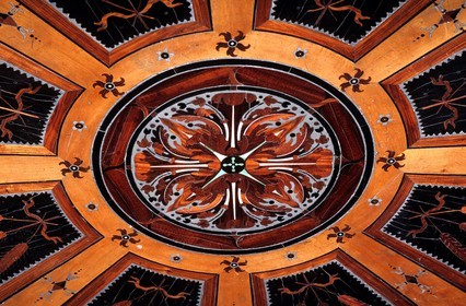 France, Yvelines (78), château de Maison-Laffitte, précieux parquet incrusté d'étain et d'os du Cabinet aux Miroirs