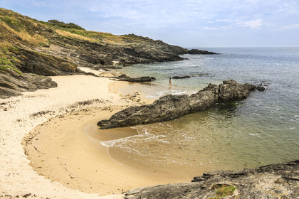 France, Morbihan (56), Ile de Groix, crique et plage du Stank sur la côte Sud