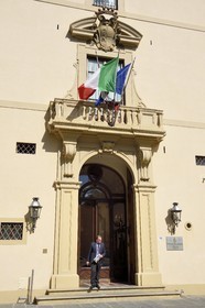 Italie, Toscane, Florence, centre historique classé Patrimoine Mondial de l'UNESCO, Palazzo Della Gherardesca, palace 5 étoiles Four Seasons Hotel Firenze, entrée sur la rue