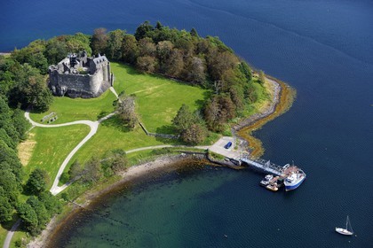 Royaume-Uni, Ecosse, Highland, Oban, Dunollie Castle du Clan MacDougall (vue aérienne)