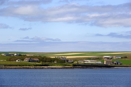 Royaume-Uni, Ecosse, Iles Orcades, la côte sud de l'Ile de Mainland à Holm