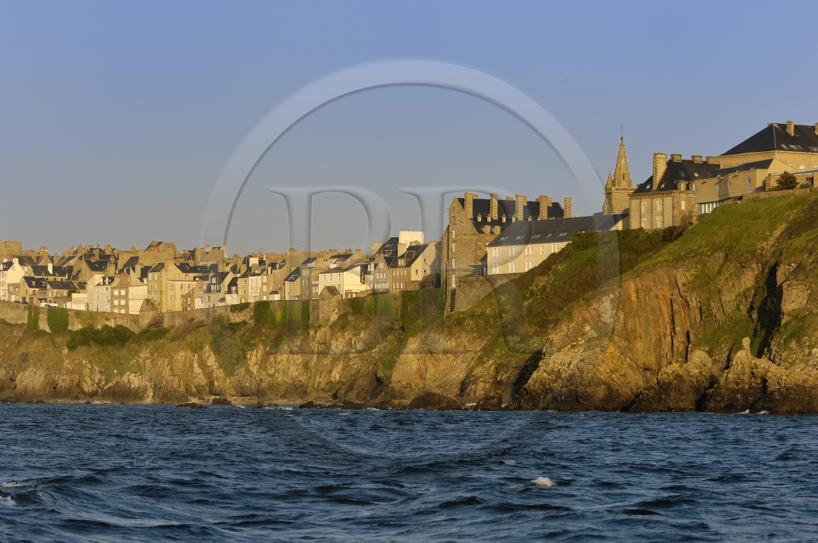 France, Manche (50), Granville, la Haute Ville sur la falaise qui donne au nord