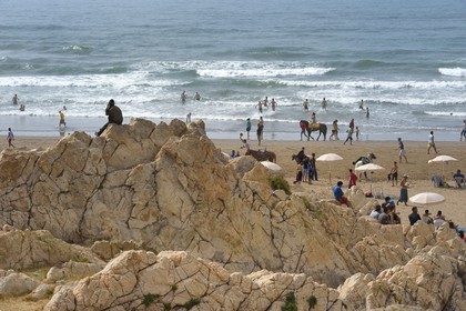 Maroc, Casablanca, plage publique du quartier de Ain Diab
