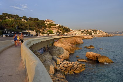 France, Bouches-du-Rhône (13), Marseille, quartier du Roucas Blanc, la Corniche JF Kennedy