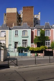France, Paris (75), quartier de la Butte-aux-Cailles, maisonnettes à l'anglaise de 1921 rue Delafoy (Dieulafoy)
