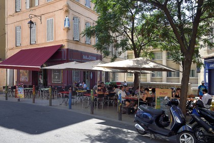 France, Bouches-du-Rhône (13), Marseille, quartier du Panier, place des 13 Cantons, Bar des 13 coins