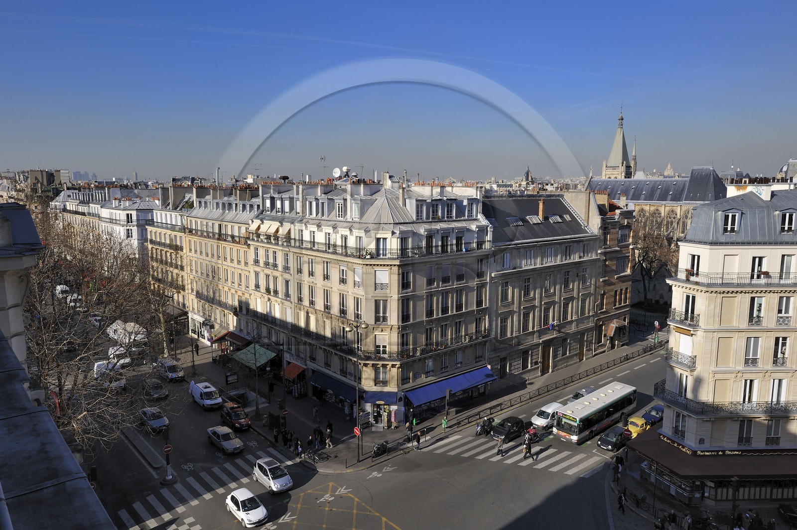 France, Paris (75) 5ème arrondissement, carrefour bd St Germain et rue Saint Jacques