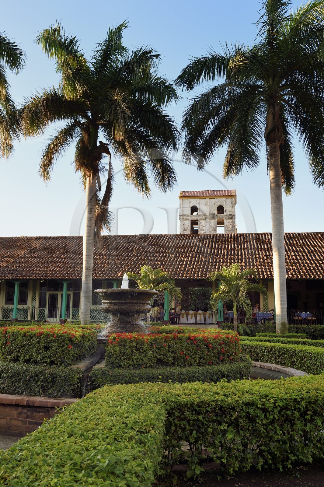 Nicaragua, Leon, hotel El Convento dans l'ancien couvent de San Francisco fondé en 1639