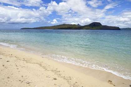 France, Ile de Mayotte, Grande-Terre, M'Tsamoudou, ilot de sable blanc sur le récif de corail dans la lagune face à la pointe Saziley