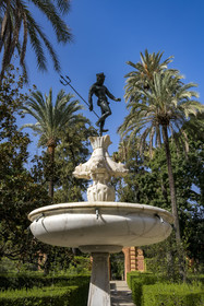 Espagne, Andalousie, Séville, Alcazar de Séville (Reales Alcazares de Sevilla), classé Patrimoine Mondial de l'UNESCO, Jardin des Dames (jardin de las Damas), fontaine de Neptune